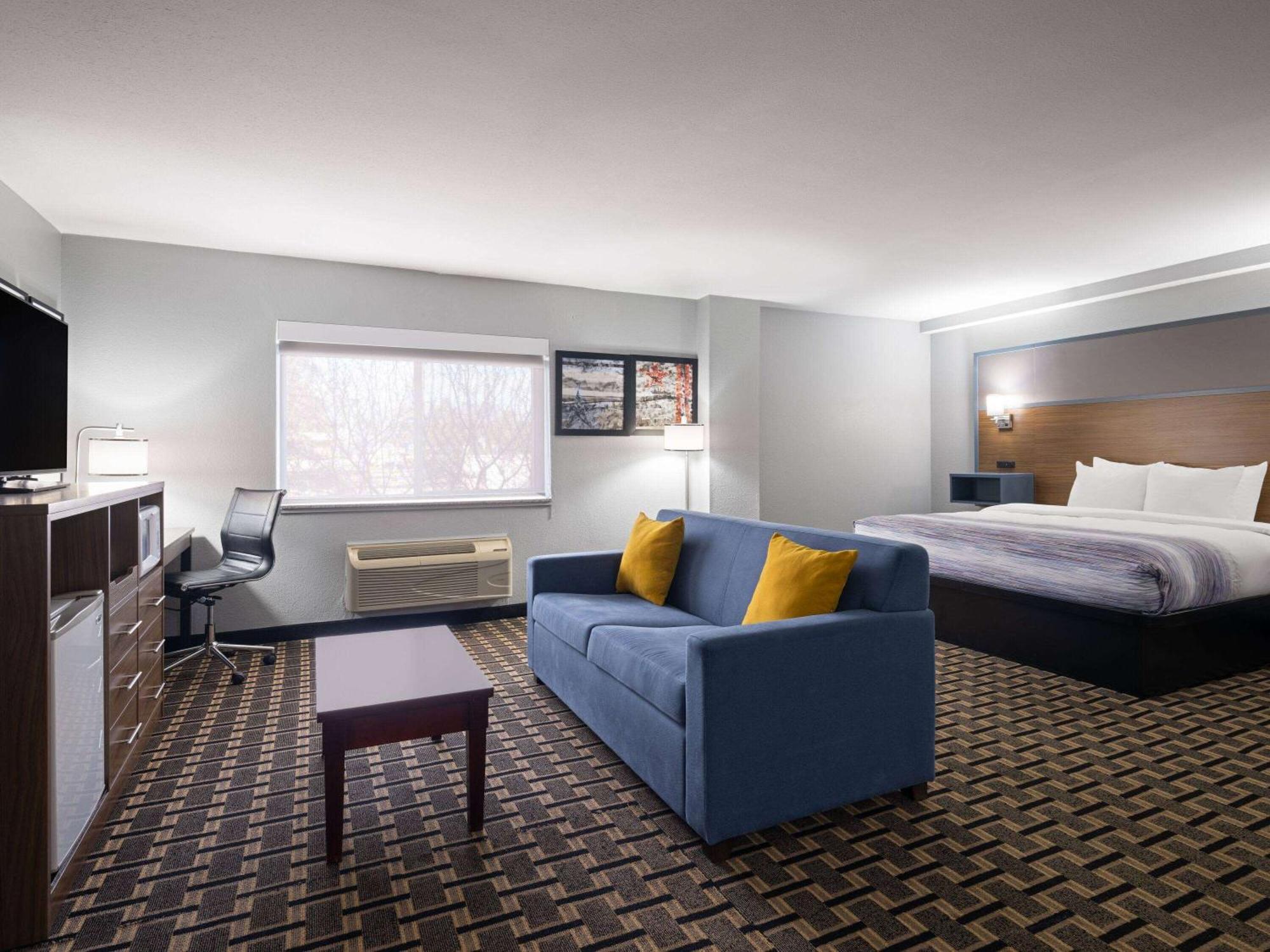 Americinn By Wyndham Woodstock Il Kültér fotó