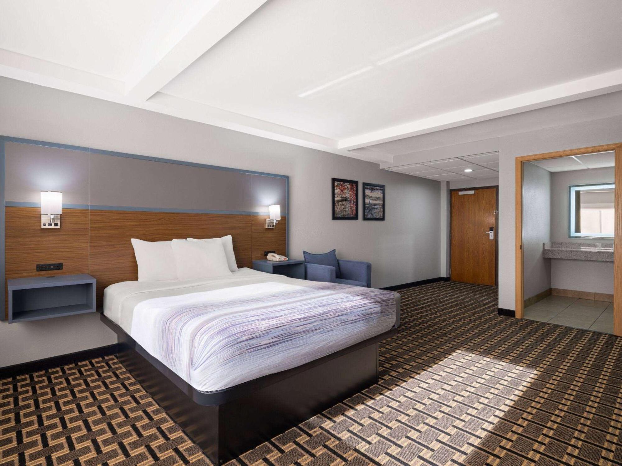 Americinn By Wyndham Woodstock Il Kültér fotó